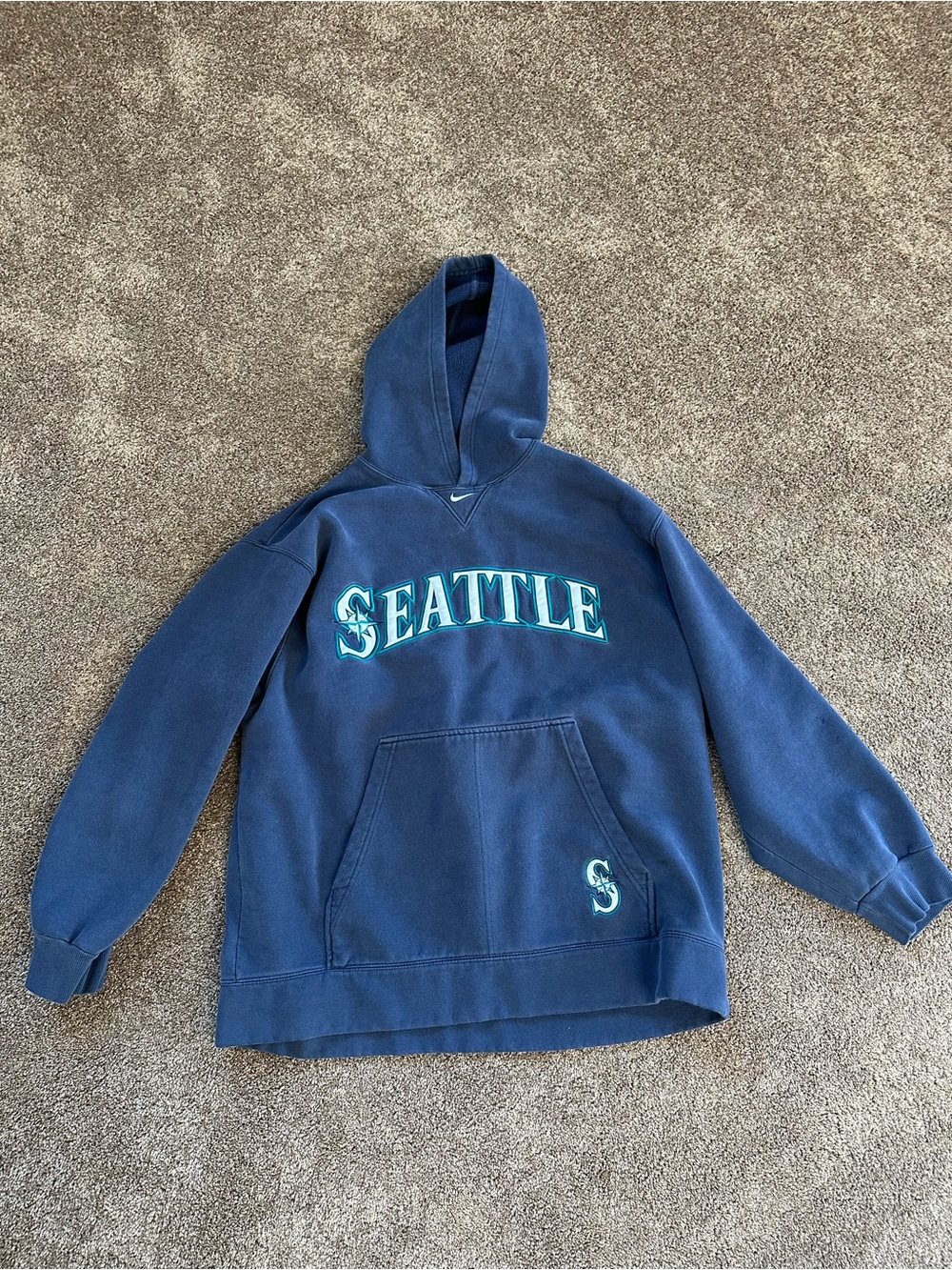 Vintage Nike Mariners Hoodie
